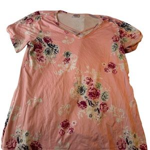 Pretty light pink tshirt